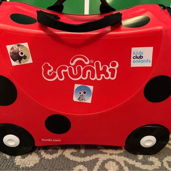 Kids Ride-On Suitcase – Red Ladybug Design - Picture 1 of 2